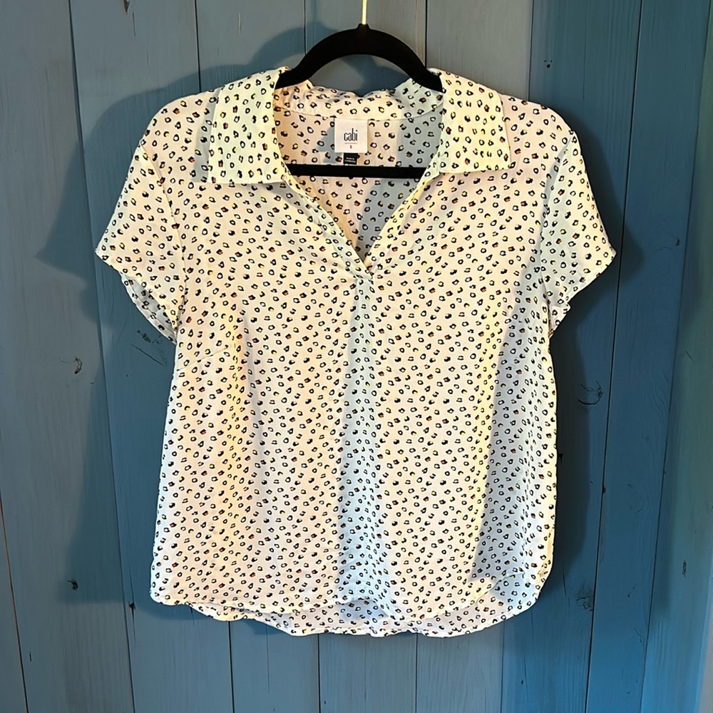 CAbi Boxy White and Black Short Sleeve Blouse